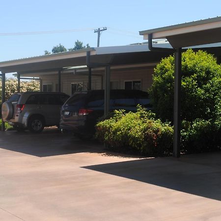 Cobar Central Motor Inn Dış mekan fotoğraf