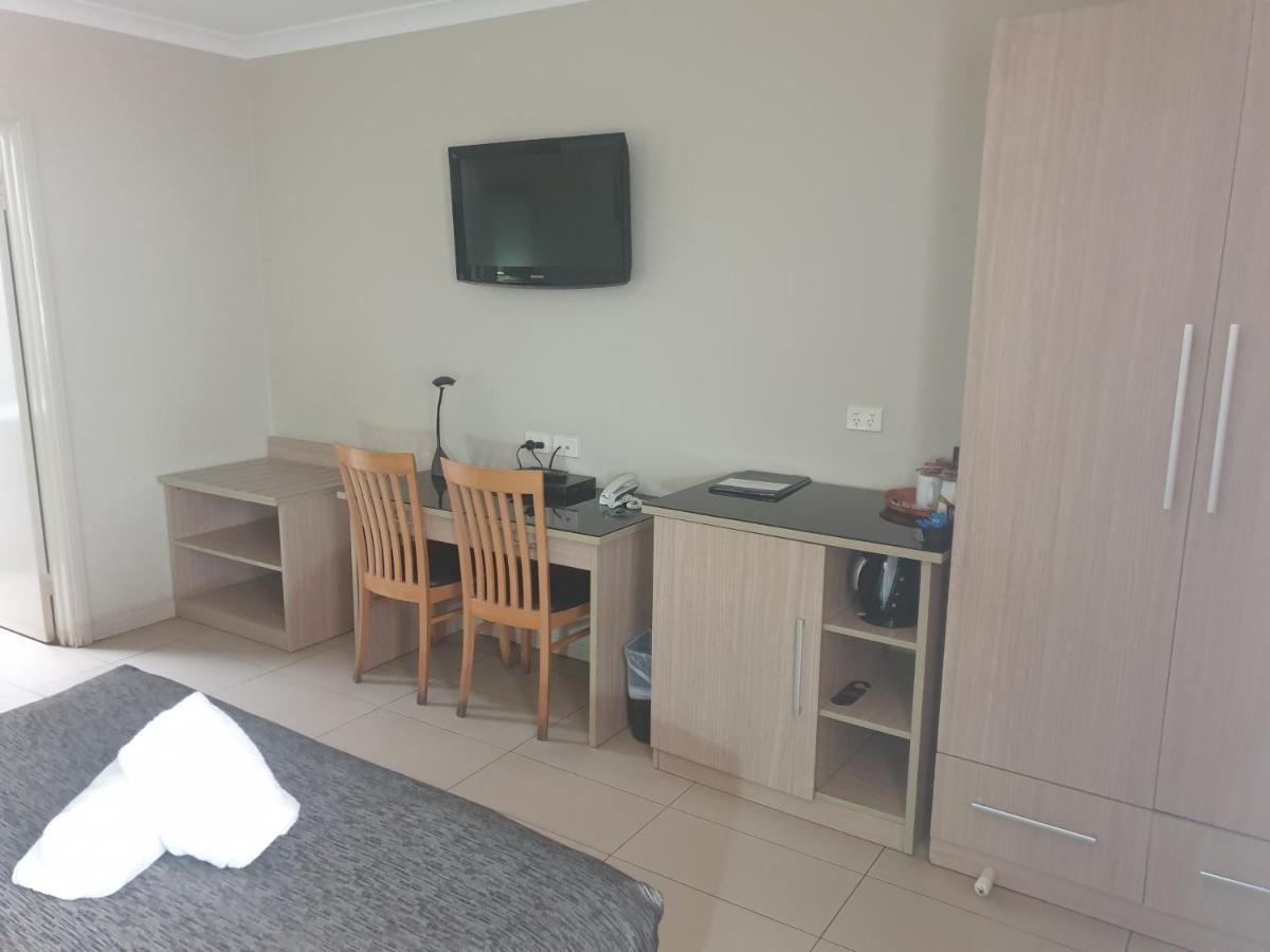 Cobar Central Motor Inn Dış mekan fotoğraf